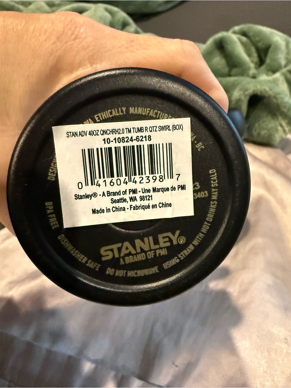 Stanley Chroma 40oz Tumbler Lid with Embossed Stitch print. Like New. - Picture 9 of 9